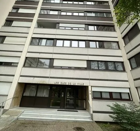 Appartement 2 p à CRETEIL