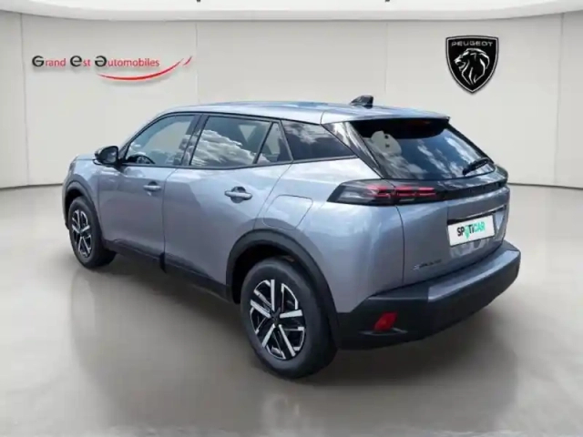Peugeot 2008 e- 156ch 54 kwh style — photo 3