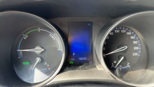 Toyota C-HR 1.8 VVT-i 122 Hybrid CVT - Dynamic – 2018 – 138107 km – Hybride essence – Boîte Automatique — photo 17
