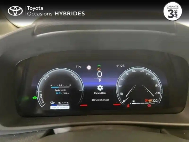 Toyota C-Hr 2.0 hybride rechargeable 225ch design my25 — photo 14
