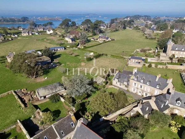 Maison 12 pièces 260 m²