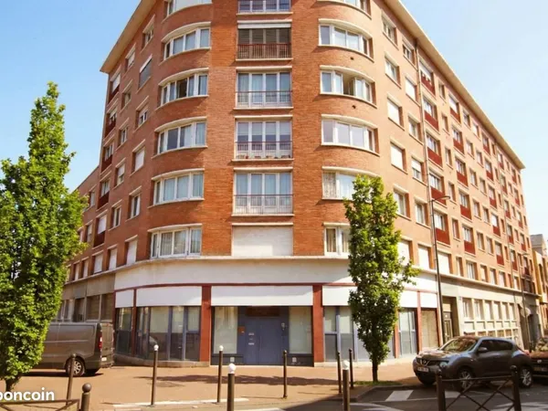 Local commercial 255 m²