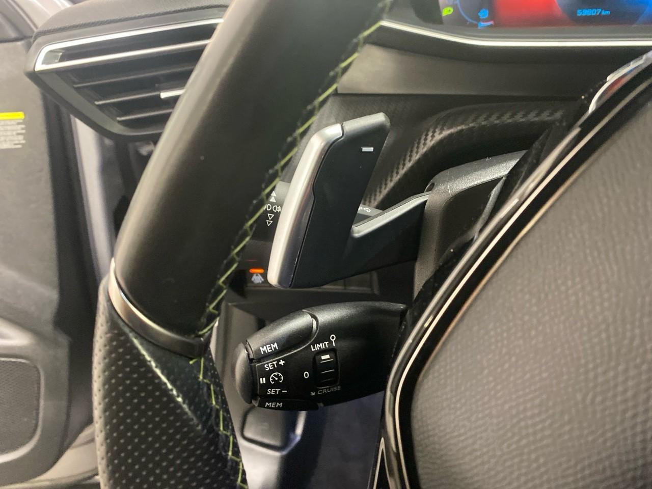 Peugeot 2008 puretech 130 s&s eat8 gt — photo 21