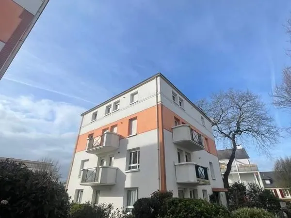 Studio 1 pièce 27 m²