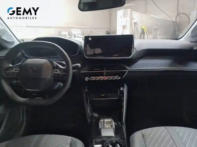 Peugeot 208 electrique 156 ch 54 kwh — photo 8