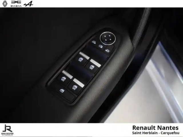 Renault Captur 1.0 tce 90ch techno — photo 15