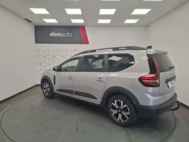 Dacia Jogger eco-g 100 7 places — photo 5
