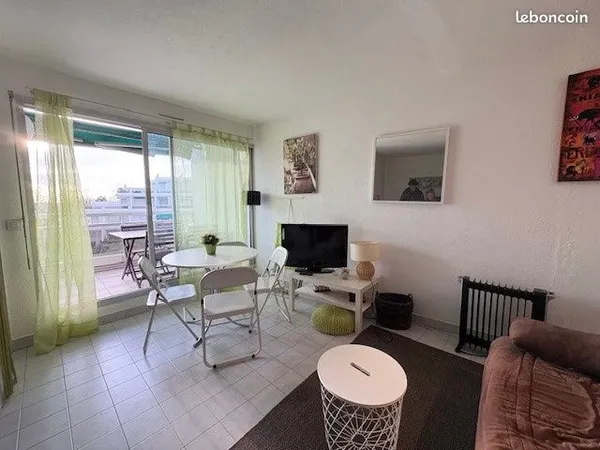 Studio 1 pièce 29 m²