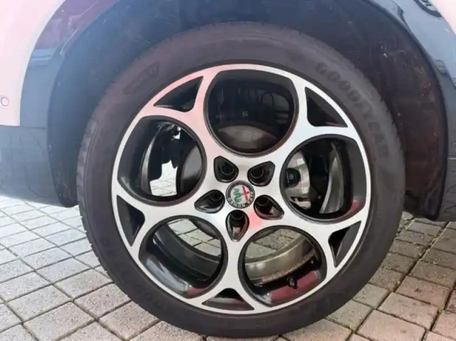 Alfa Romeo Tonale 1.6 mjet ii 130ch ti tct — photo 9