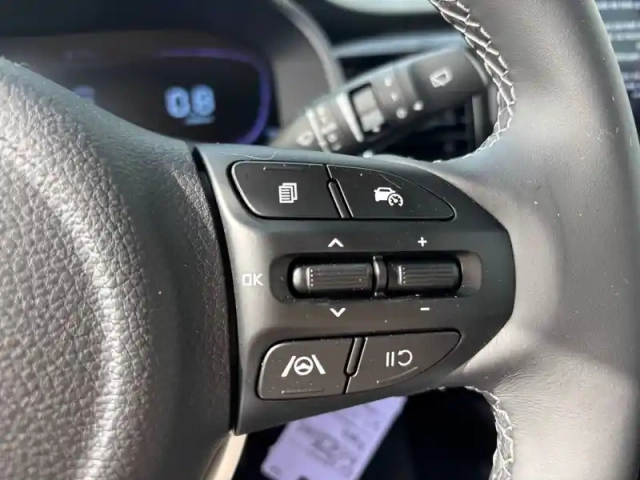 Kia Stonic 1.0 t-gdi 100 ch bvm6 — photo 92