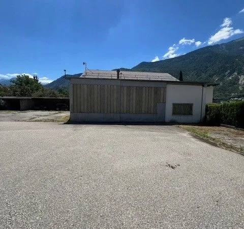Local d'activité / Entrepôt 250M2