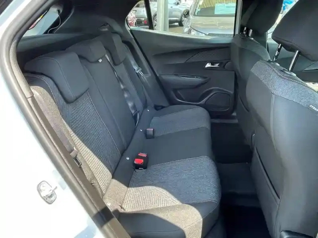 Peugeot 2008 100 s&amp;s bvm6 — photo 13