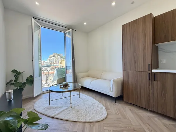2 pièces rénové et meublé à proximité de Monaco