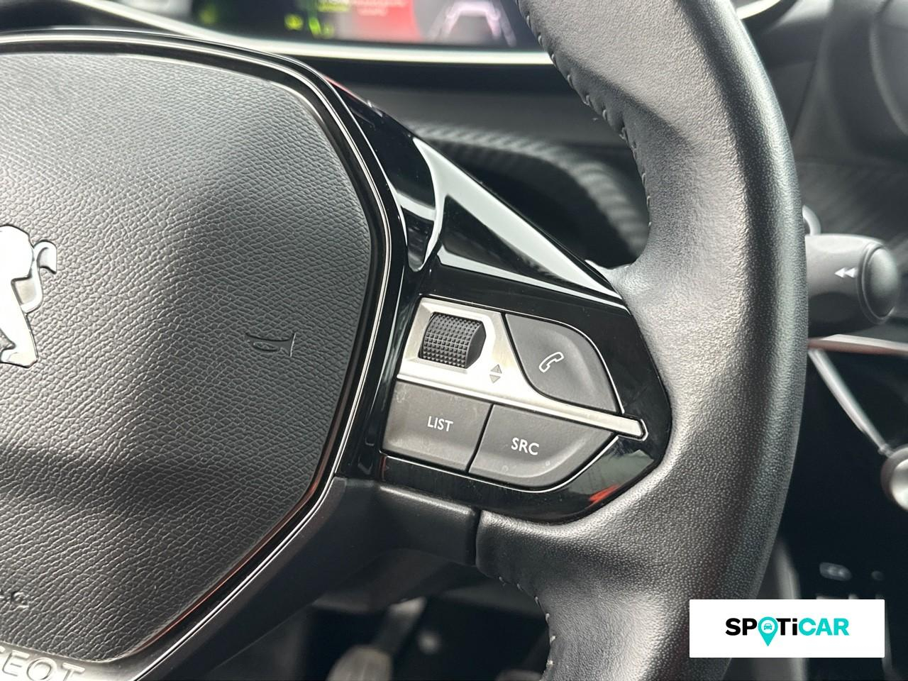 Peugeot 2008 1.2 puretech 130ch s&s allure pack — photo 17