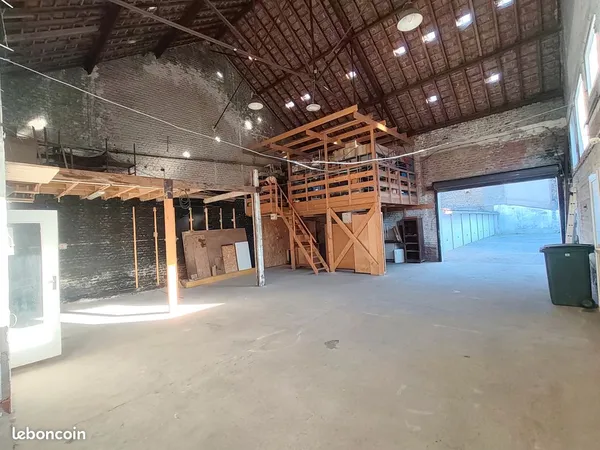 Location hangar - stockage - atelier - entrepôt