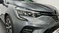 Renault Clio 1.6 E-Tech hybride 145ch Techno — photo 17