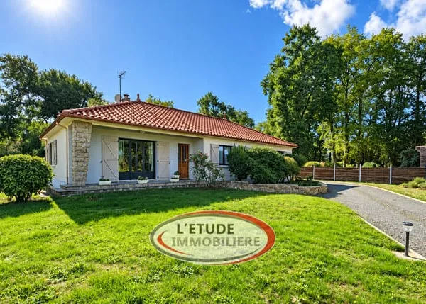 CHÂTEAU-THÉBAUD Maison de plain-pied de 120 m2 avec vérand