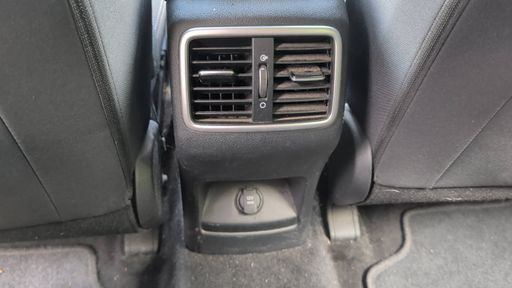 Kia Sportage 1.6 CRDi 115 4X2 - Active – 2018 – 116982 km – Diesel – Boîte Manuelle — photo 14