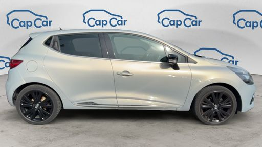 Renault Clio 1.2 TCe 120 EDC - Initiale Paris – 2016 – 120969 km – Essence – Boîte Automatique — photo 11