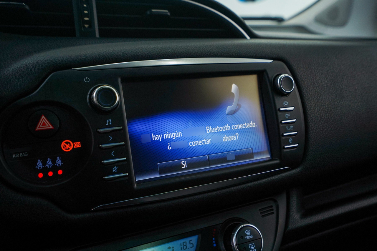 Toyota Yaris 3 — photo 29