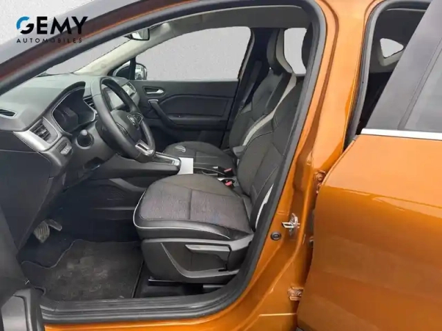 Renault Captur e-tech 145 - 21 — photo 9