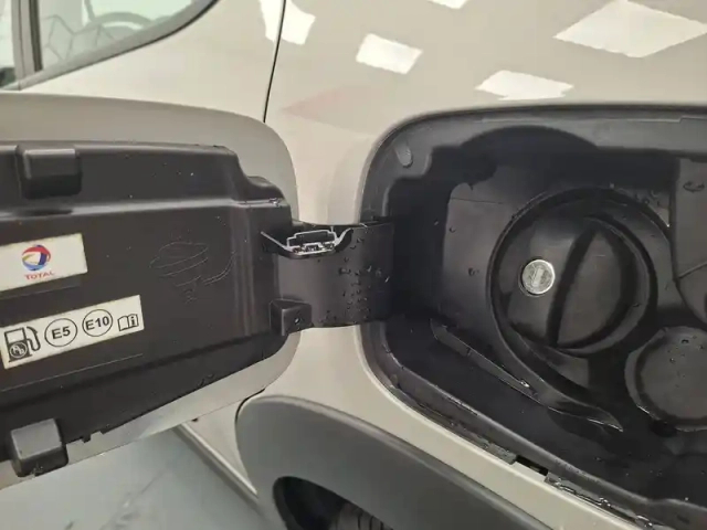 Citroën C3 puretech 110 s&amp;s bvm6 — photo 14