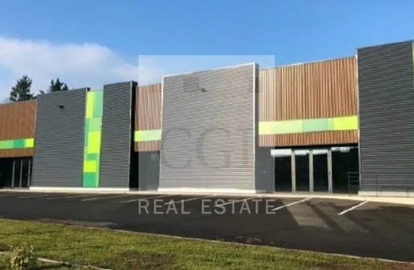 LOCAL COMMERCIAL à LOUER