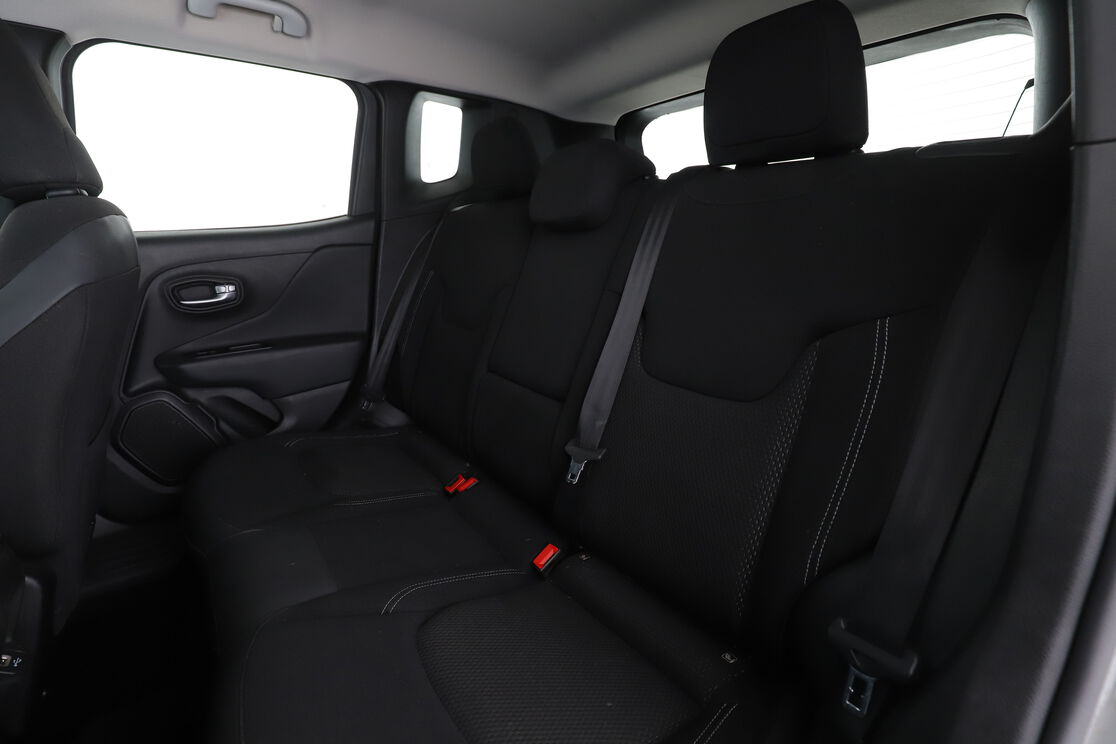 Jeep Renegade 1.3 GSE T4 Limited BVR6 — photo 15