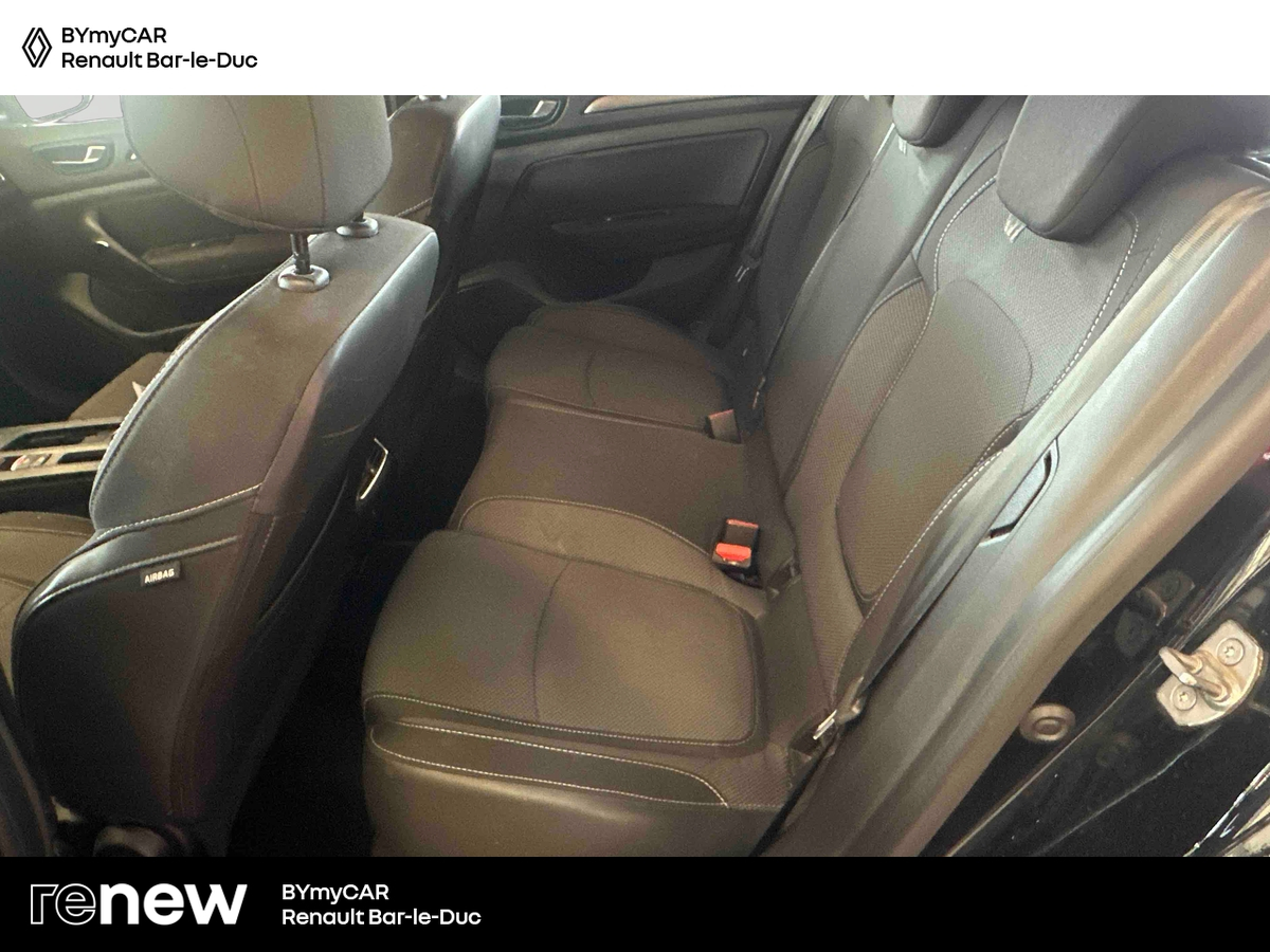 Renault Megane IV Berline Blue dCi 115 EDC — photo 12