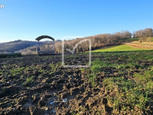 Terrain 1572 m² Vignols