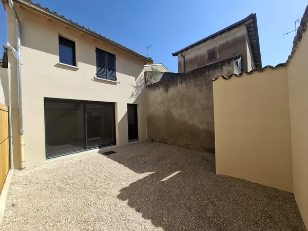 6736- VILLEFRANCHE Centre ville