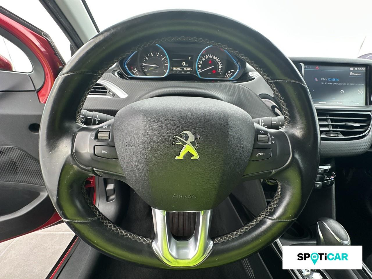 Peugeot 2008 1.2 puretech 110ch e6.c allure s&s eat6 — photo 12