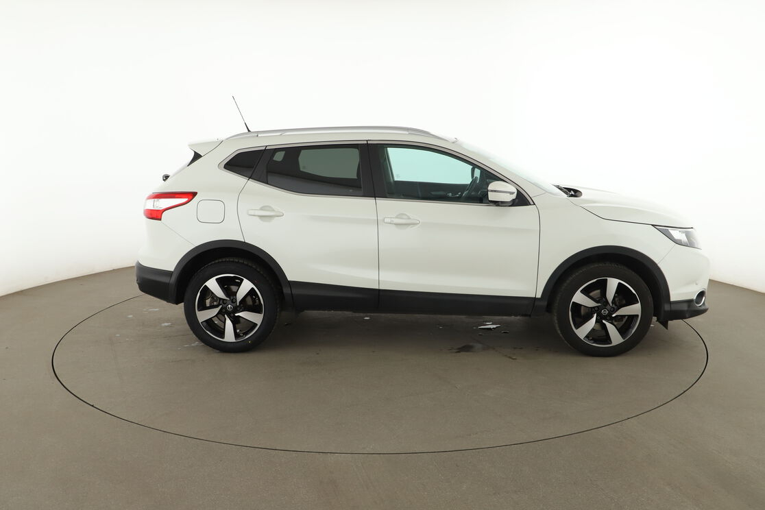 Nissan Qashqai 1.5 dCi Connect Edition — photo 6