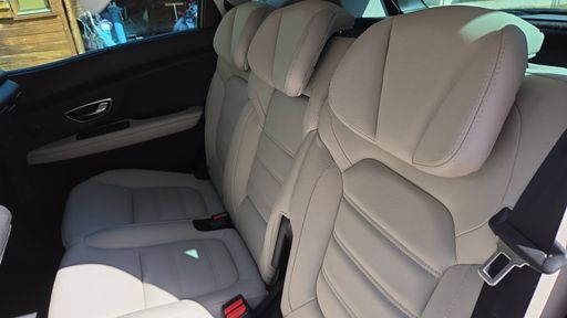 Renault Scenic 1.6 dCi 160 EDC6 - Edition One – 2016 – 138394 km – Diesel – Boîte Automatique — photo 39