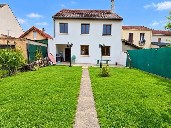 Maison 7 pièces 156 m²