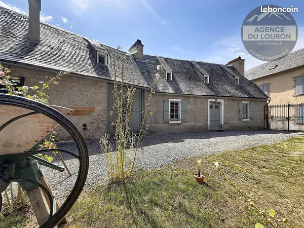 Propriété 8 pièces 140 m²