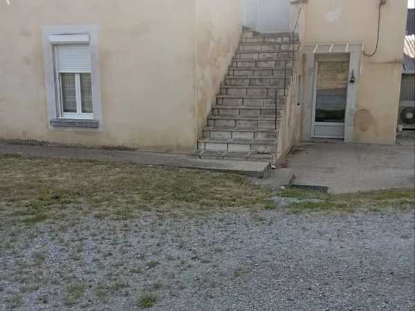 Vends corps de ferme