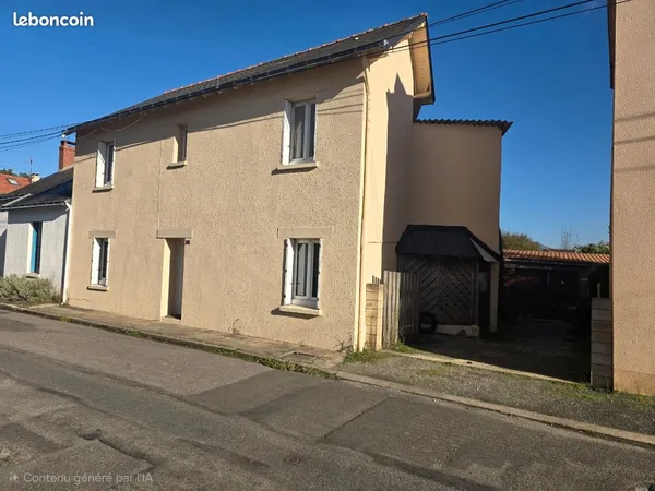 À saisir maison 3 chambres : Nantes Métropole : Mauves sur Lore