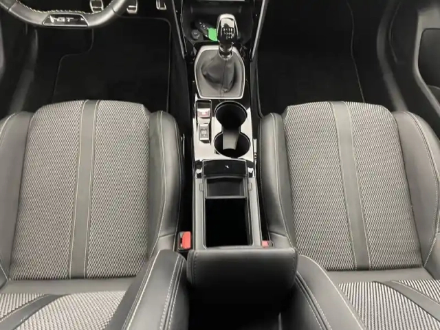 Peugeot 208 puretech 100 s&amp;s bvm6 — photo 12