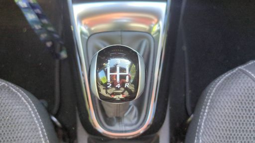 DS DS3 1.2 PureTech 82 - Be Chic – 2016 – 84485 km – Essence – Boîte Manuelle — photo 2