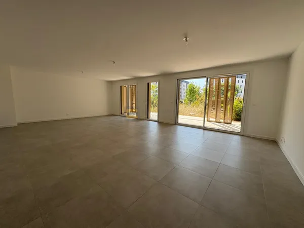 DERNIÈRE OPPORTUNITÉ  Appartement T4 neuf + garage