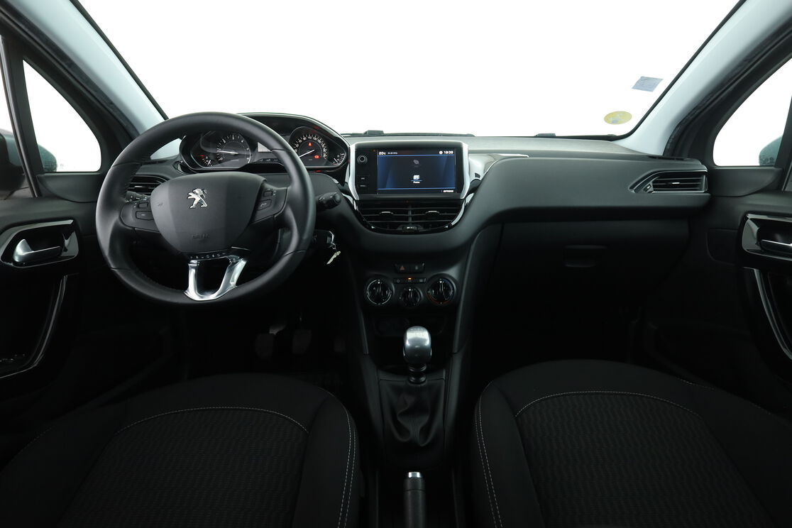 Peugeot 208 1.5 Blue-HDi Active — photo 11