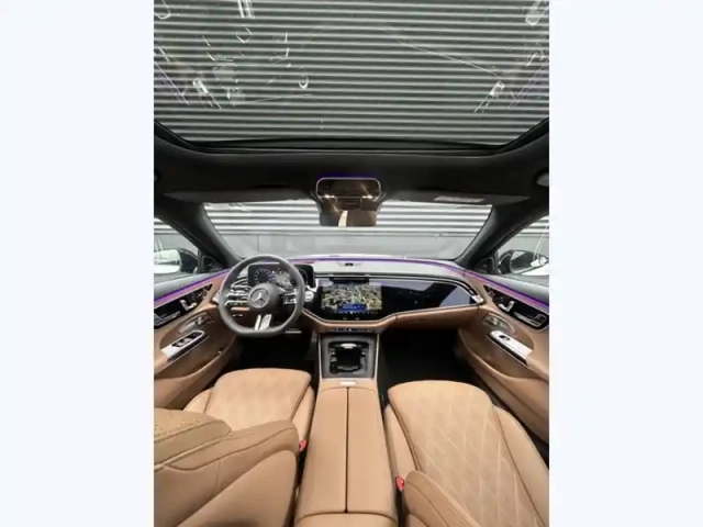 Mercedes Classe E 220 d 4matic amg line berline — photo 11
