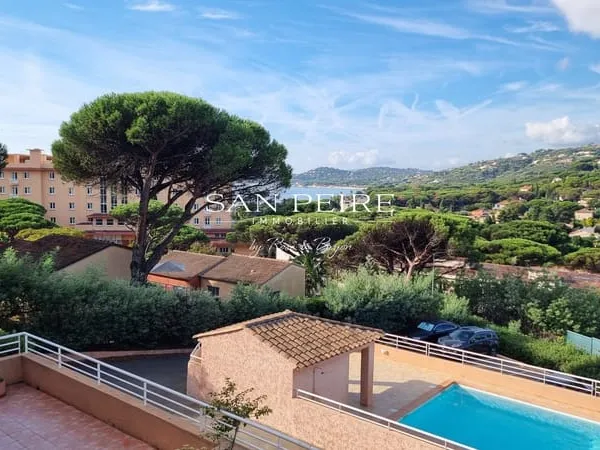 Appartement T2 résidence avec piscine proche mer