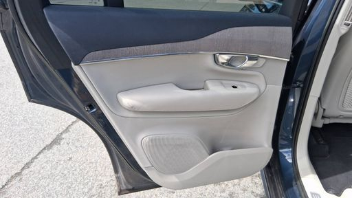 Volvo XC90 2.0 TDI B5 235 AWD Geartronic 8 - Start – 2022 – 121220 km – Hybride diesel – Boîte Automatique — photo 9
