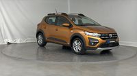 Dacia Sandero 1.0 TCe 90ch Stepway Confort — photo 3