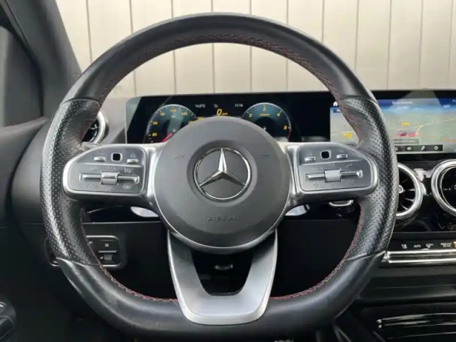 Mercedes Classe B 180 d amg line edition — photo 18
