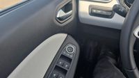 Renault Clio 1.3 TCe 140ch Techno — photo 16