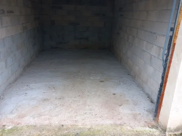 Stationnement Location Brive-la-Gaillarde  15m² 75€