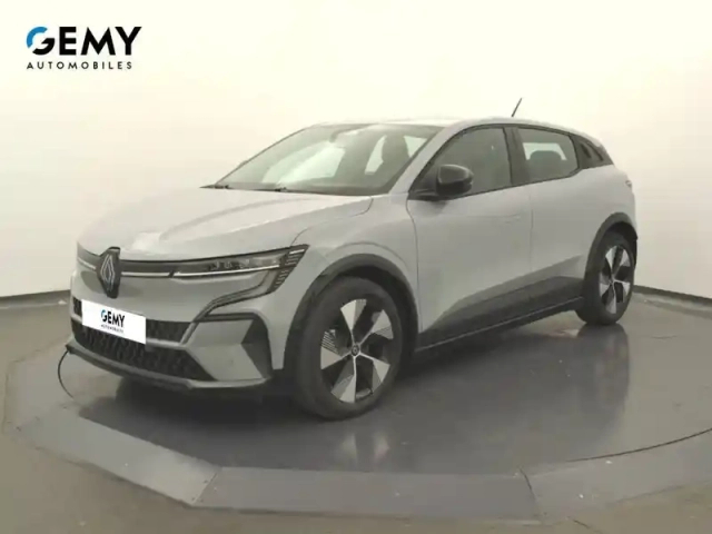Renault Megane e-tech ev40 130ch standard charge — photo 16